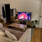 Cosy Flat In Stoke Newington